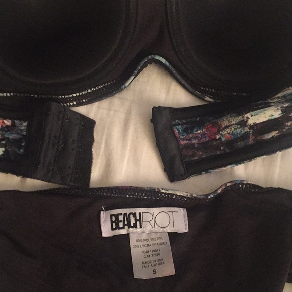 Beach Riot Bikini - Picture 5 of 5